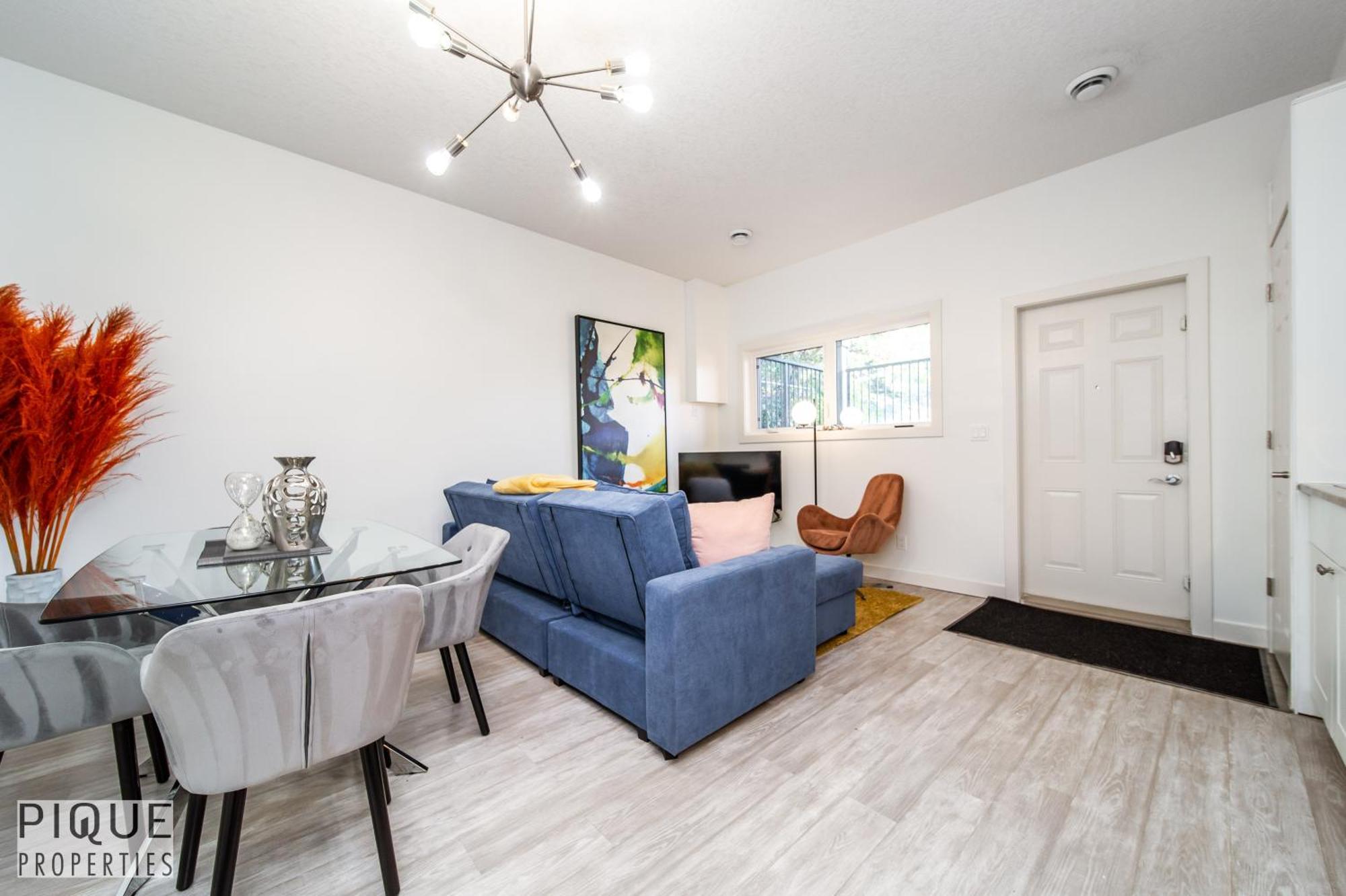 Executive Home - Long Stays Welcome - Garage Parking - Free Wifi & Netflix Edmonton Pokój zdjęcie